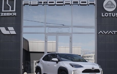 Toyota Yaris Cross, 2020 год, 2 300 000 рублей, 1 фотография