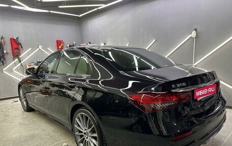 Mercedes-Benz E-Класс, 2020 год, 5 250 000 рублей, 4 фотография