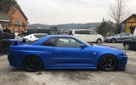 Nissan Skyline, 2001 год, 19 200 000 рублей, 5 фотография