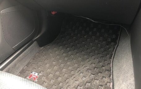 Nissan Skyline, 2001 год, 19 200 000 рублей, 38 фотография