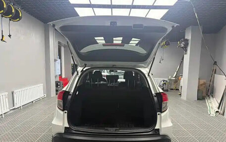 Honda Vezel, 2022 год, 1 201 030 рублей, 6 фотография