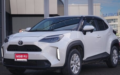 Toyota Yaris Cross, 2020 год, 2 300 000 рублей, 3 фотография