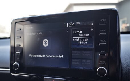 Toyota Yaris Cross, 2020 год, 2 300 000 рублей, 22 фотография