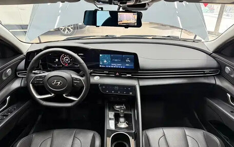 Hyundai Elantra, 2022 год, 1 711 030 рублей, 7 фотография