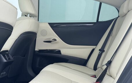 Lexus ES VII, 2021 год, 4 400 000 рублей, 35 фотография