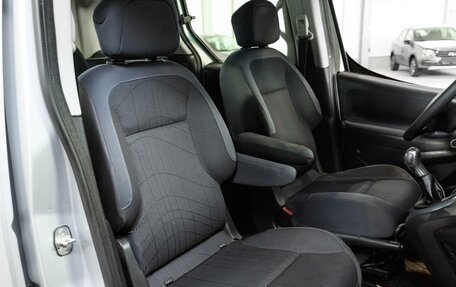 Peugeot Partner II рестайлинг 2, 2009 год, 685 000 рублей, 9 фотография