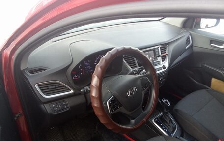 Hyundai Solaris II рестайлинг, 2021 год, 1 150 000 рублей, 5 фотография