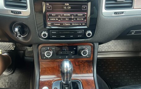 Volkswagen Touareg III, 2013 год, 2 000 000 рублей, 9 фотография