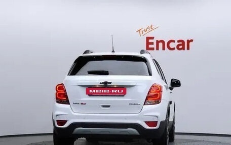 Chevrolet Trax, 2022 год, 987 040 рублей, 4 фотография