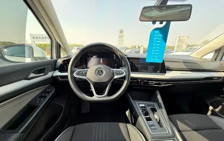 Volkswagen Golf VIII, 2022 год, 1 781 040 рублей, 6 фотография