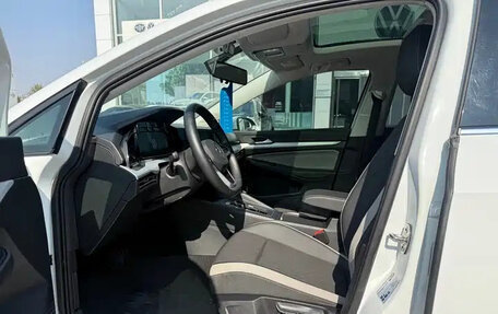 Volkswagen Golf VIII, 2022 год, 1 781 040 рублей, 7 фотография