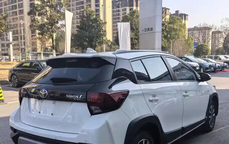 Toyota Yaris XP150 рестайлинг, 2022 год, 975 040 рублей, 6 фотография