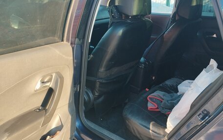 Volkswagen Polo VI (EU Market), 2011 год, 700 000 рублей, 13 фотография