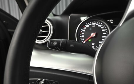 Mercedes-Benz E-Класс, 2019 год, 2 774 000 рублей, 21 фотография