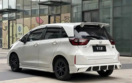 Honda Fit, 2022 год, 1 155 040 рублей, 6 фотография