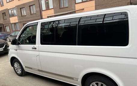 Volkswagen Multivan T6 рестайлинг, 2017 год, 3 800 000 рублей, 4 фотография