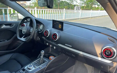 Audi A3, 2019 год, 1 325 000 рублей, 7 фотография