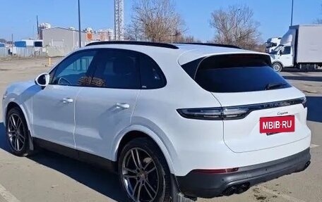 Porsche Cayenne III, 2022 год, 11 100 000 рублей, 3 фотография