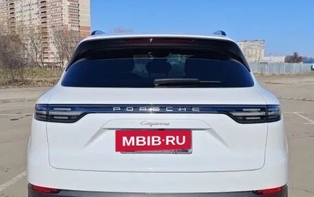 Porsche Cayenne III, 2022 год, 11 100 000 рублей, 2 фотография