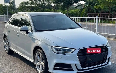 Audi A3, 2019 год, 1 325 000 рублей, 2 фотография