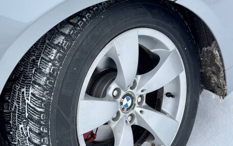 BMW 5 серия, 2006 год, 1 080 000 рублей, 10 фотография