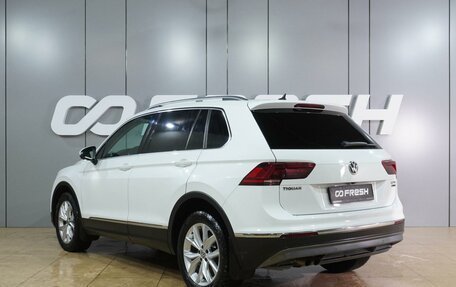 Volkswagen Tiguan II, 2018 год, 2 750 000 рублей, 2 фотография