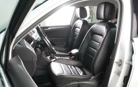 Volkswagen Tiguan II, 2018 год, 2 750 000 рублей, 10 фотография