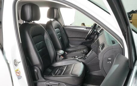 Volkswagen Tiguan II, 2018 год, 2 750 000 рублей, 8 фотография