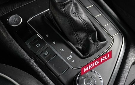 Volkswagen Tiguan II, 2018 год, 2 750 000 рублей, 18 фотография