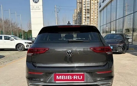 Volkswagen Golf VIII, 2021 год, 1 499 000 рублей, 5 фотография