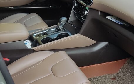 Hyundai Santa Fe IV, 2018 год, 3 299 000 рублей, 5 фотография