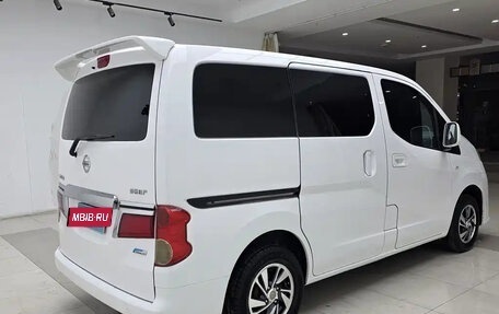 Nissan NV200, 2018 год, 1 550 000 рублей, 2 фотография