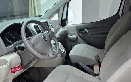 Nissan NV200, 2018 год, 1 550 000 рублей, 5 фотография