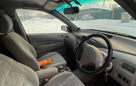 Toyota Prius IV XW50, 1999 год, 250 000 рублей, 5 фотография