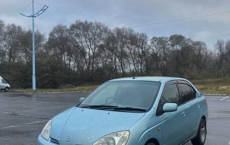 Toyota Prius IV XW50, 1999 год, 250 000 рублей, 4 фотография