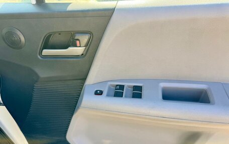 Honda Freed I, 2010 год, 1 099 000 рублей, 17 фотография