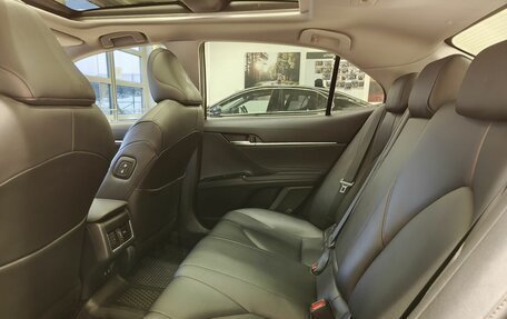 Toyota Camry, 2021 год, 3 490 000 рублей, 14 фотография