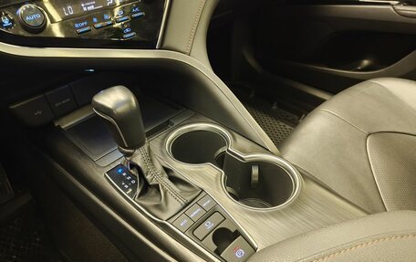 Toyota Camry, 2021 год, 3 490 000 рублей, 11 фотография