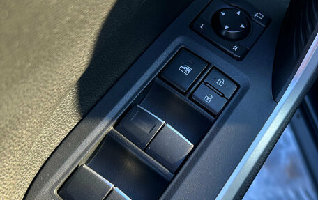 Toyota RAV4, 2021 год, 3 220 000 рублей, 26 фотография