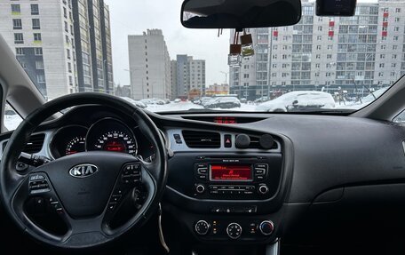 KIA cee'd III, 2014 год, 1 350 000 рублей, 20 фотография