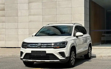 Volkswagen Tharu, 2021 год, 1 399 000 рублей, 2 фотография