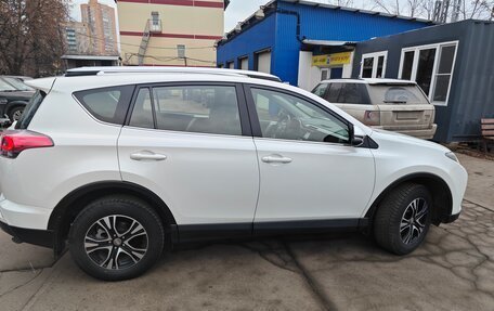 Toyota RAV4, 2016 год, 2 100 000 рублей, 2 фотография