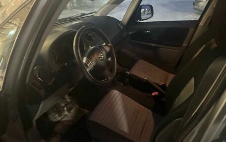 Suzuki SX4 II рестайлинг, 2010 год, 799 000 рублей, 9 фотография