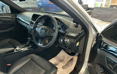 Mercedes-Benz E-Класс, 2010 год, 1 999 900 рублей, 10 фотография