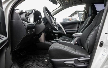 Toyota RAV4, 2019 год, 2 578 000 рублей, 12 фотография