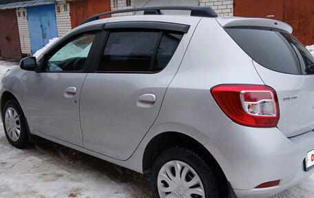 Renault Sandero II рестайлинг, 2016 год, 880 000 рублей, 3 фотография