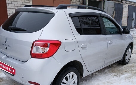 Renault Sandero II рестайлинг, 2016 год, 880 000 рублей, 4 фотография