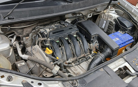 Renault Sandero II рестайлинг, 2016 год, 880 000 рублей, 23 фотография