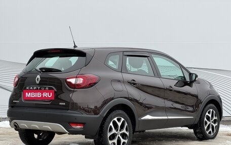 Renault Kaptur I рестайлинг, 2017 год, 1 600 000 рублей, 9 фотография