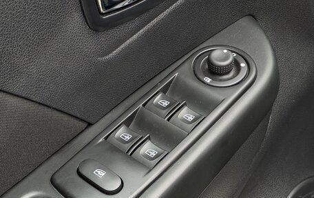 Renault Kaptur I рестайлинг, 2017 год, 1 600 000 рублей, 22 фотография